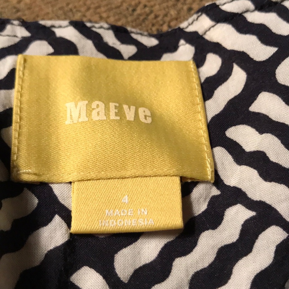 Anthropologie top by Maeve - Picture 2 of 2